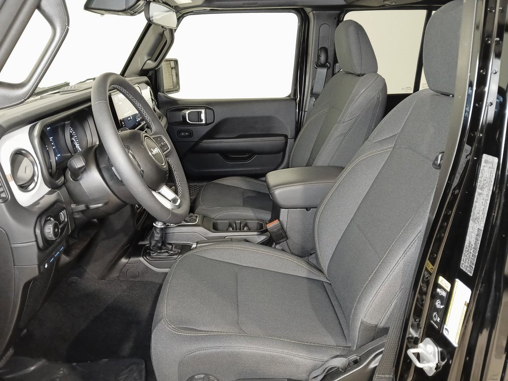 2025 JEEP WRANGLER - Image 11