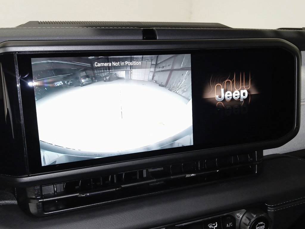 2025 JEEP WRANGLER - Image 26