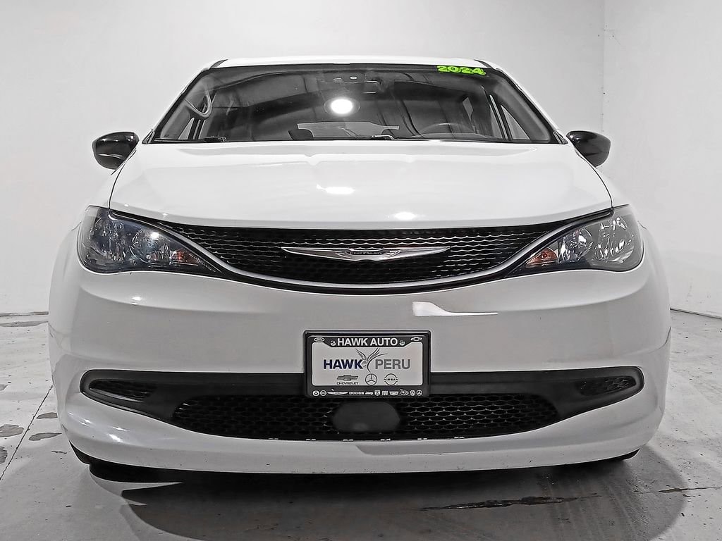 Used 2024 Chrysler Voyager LX
