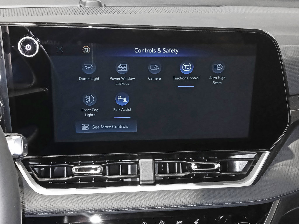 2027 Chevrolet Equinox LT - Photo 24