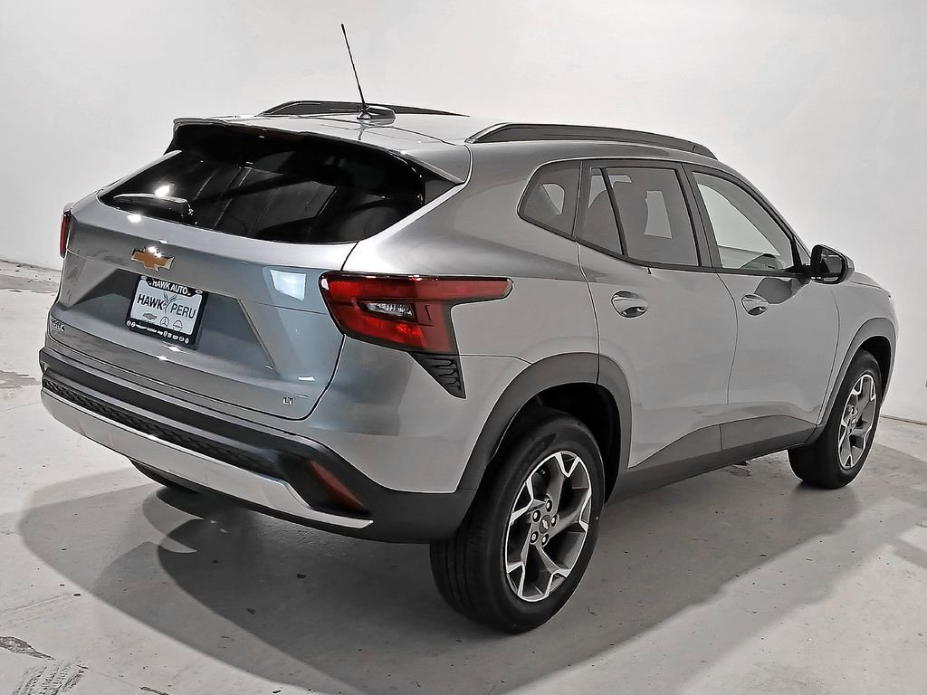 2026 Chevrolet Trax LT - Photo 6