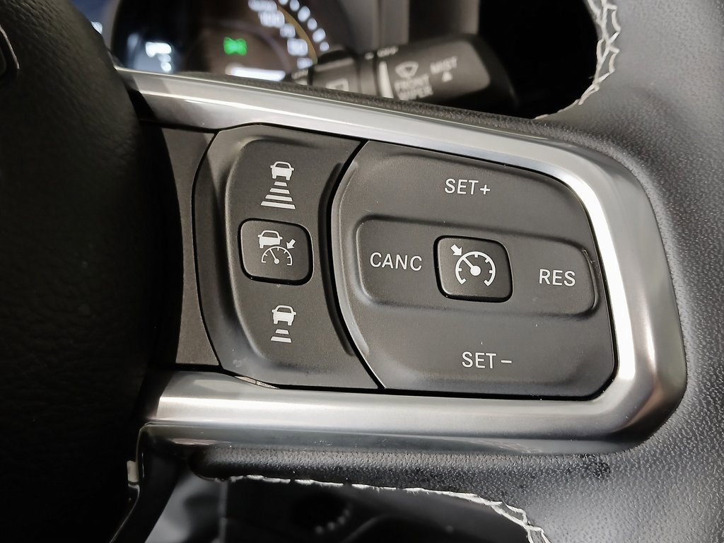 2025 JEEP WRANGLER - Image 28