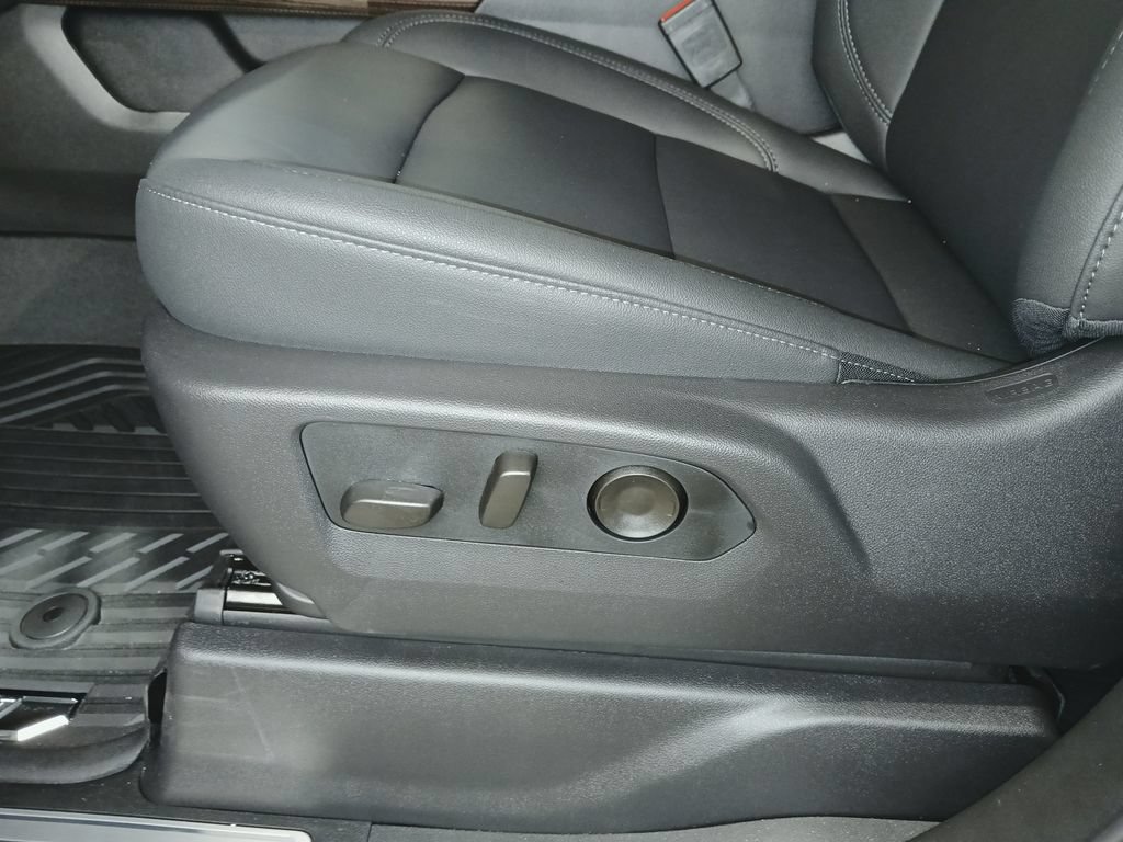 2026 Chevrolet Silverado 1500 RST - Photo 18