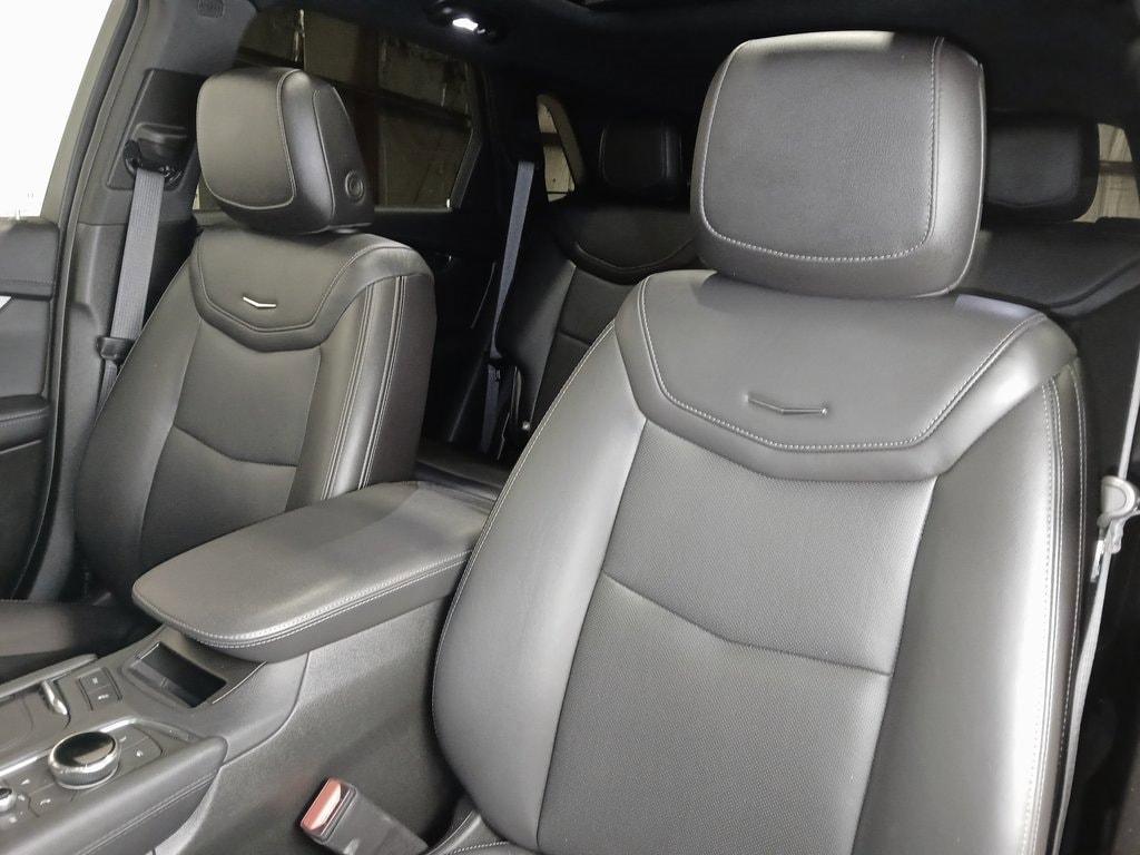2025 CADILLAC XT5 - Image 11