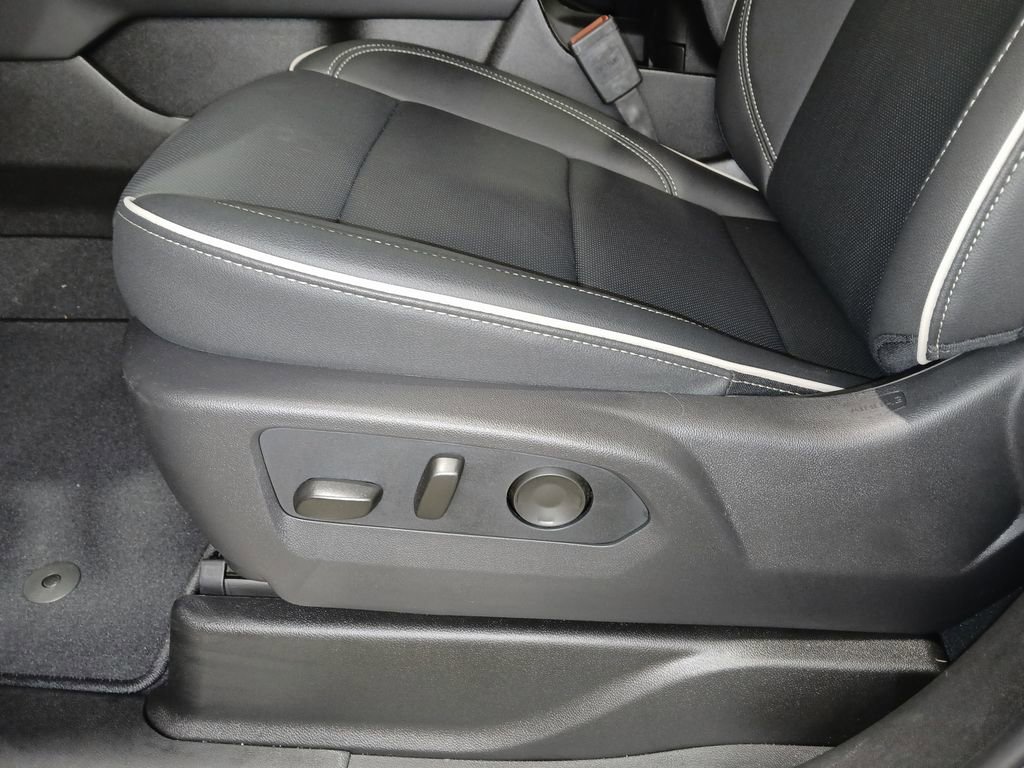 2026 Chevrolet Tahoe Premier - Photo 17