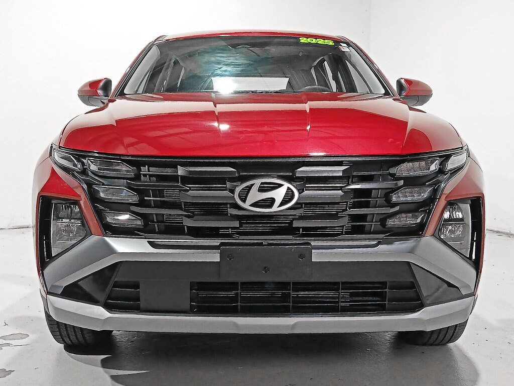Used 2025 Hyundai Tucson SE