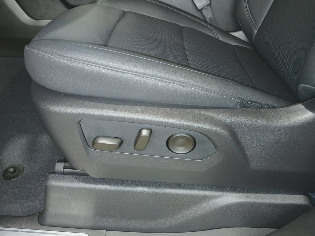 2026 Chevrolet Silverado 1500 LTZ - Photo 16