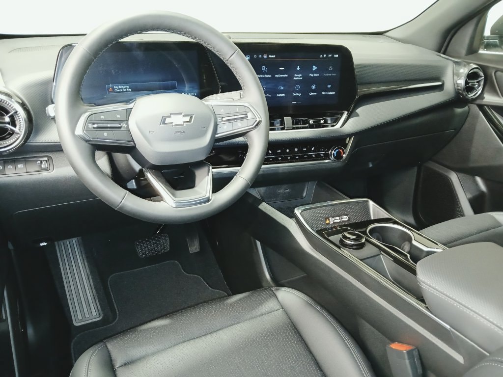 2027 Chevrolet Equinox LT - Photo 9