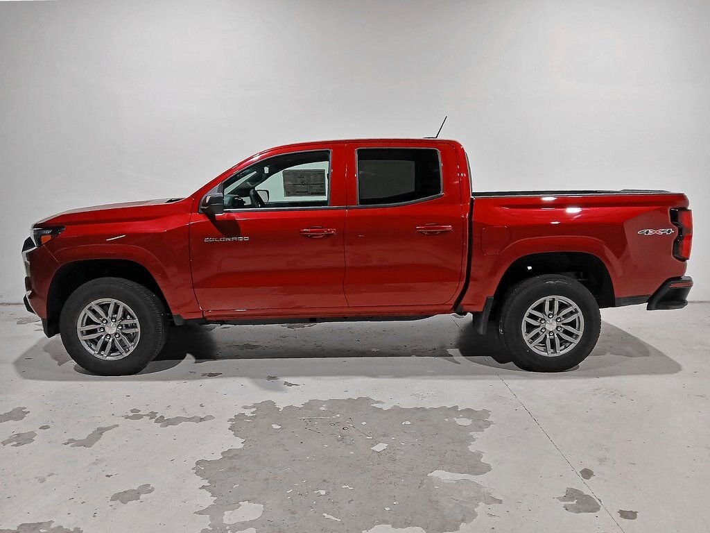 New 2025 Chevrolet Colorado WT/LT Truck