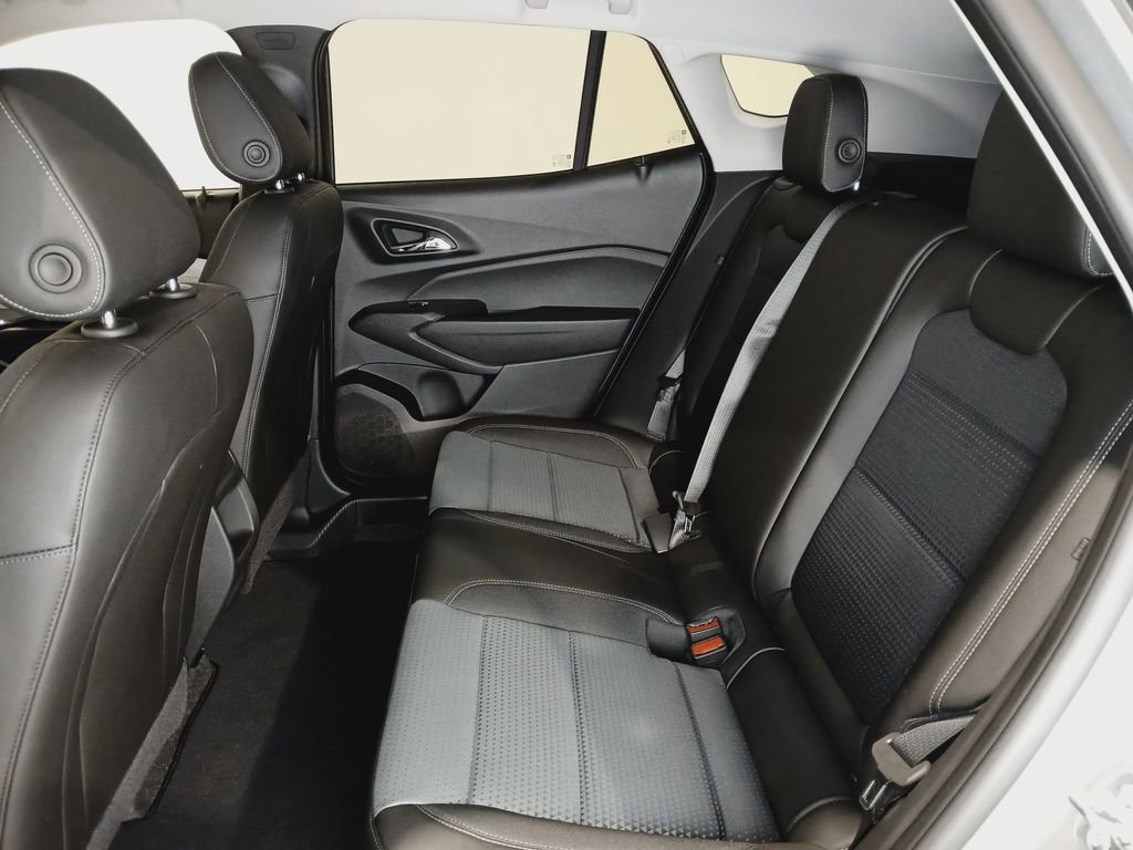 2026 Chevrolet Trax LT - Photo 12