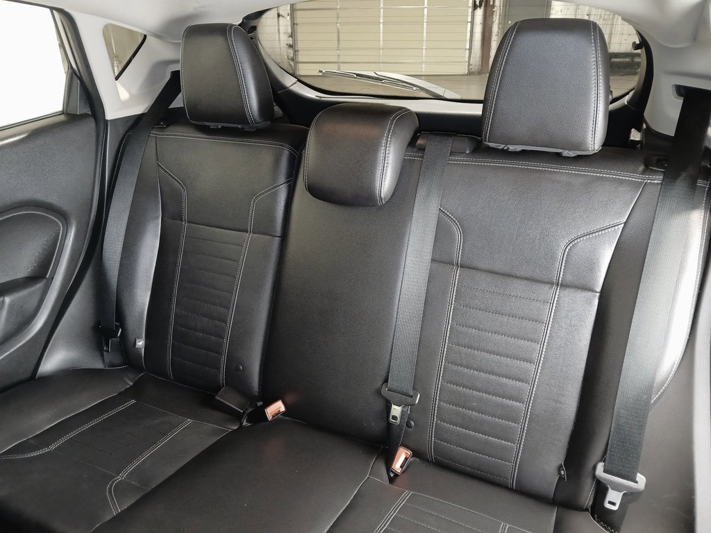 2014 FORD FIESTA - Image 14