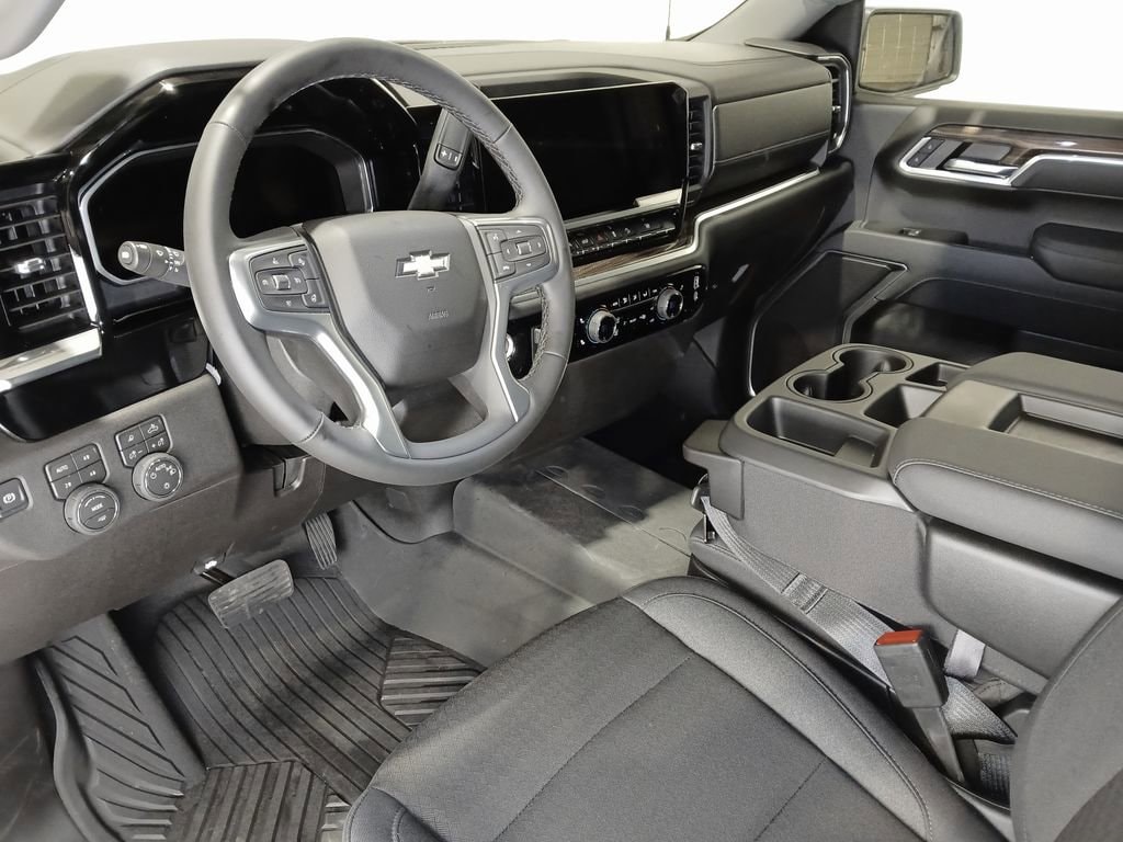 2026 Chevrolet Silverado 1500 LT - Photo 14