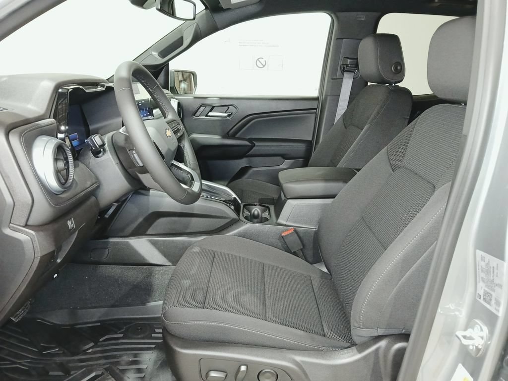 2026 Chevrolet Colorado LT - Photo 9