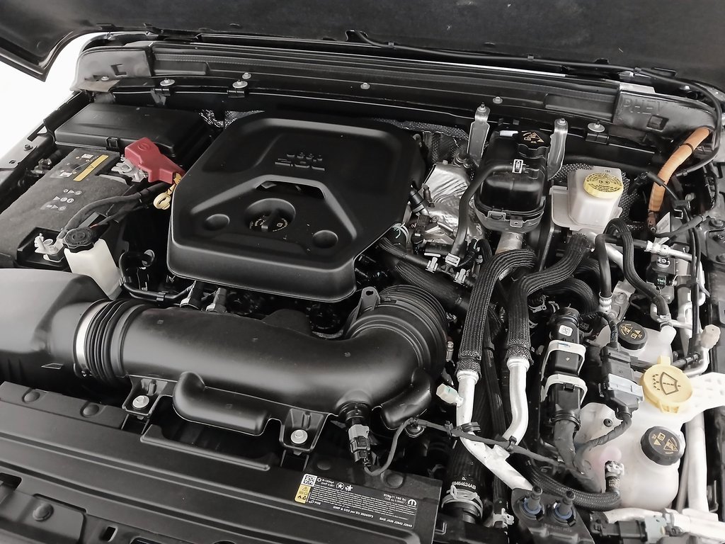 2025 JEEP WRANGLER - Image 31