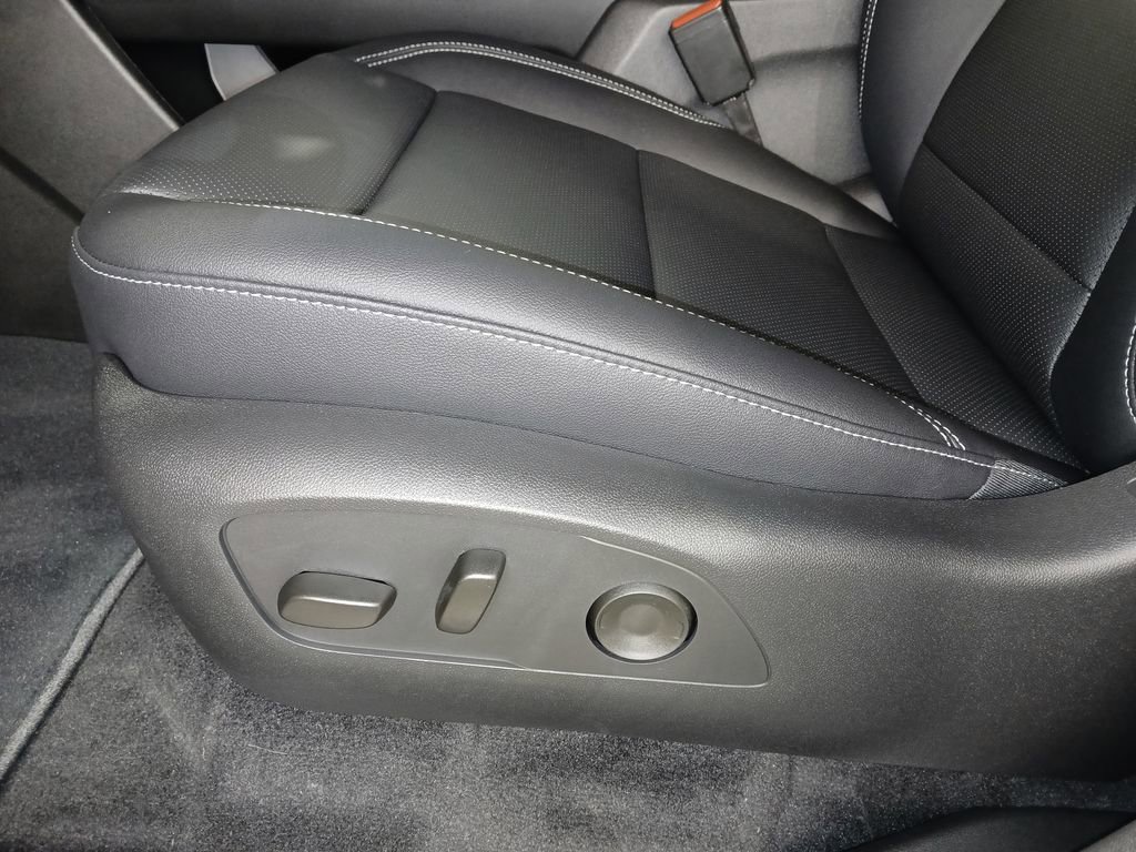 2026 Chevrolet Traverse High Country - Photo 10