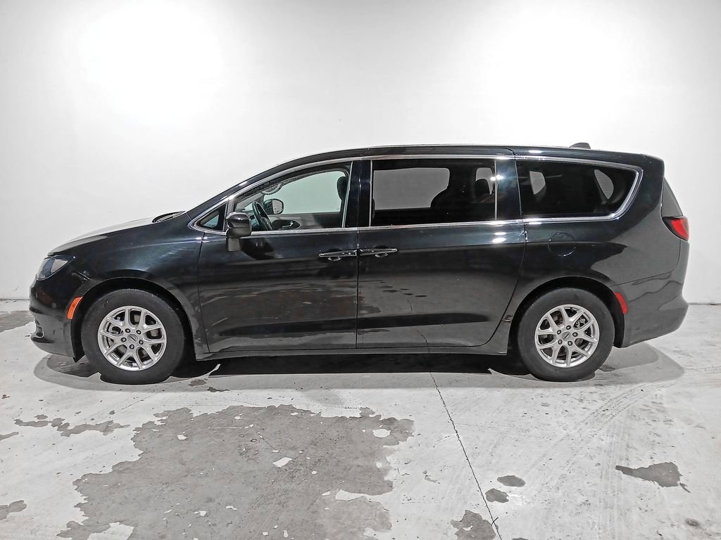 Used 2023 Chrysler Voyager LX
