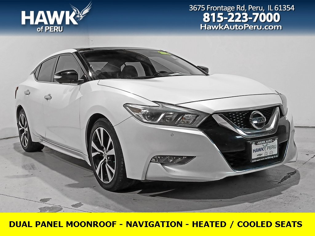2017 Nissan Maxima Platinum's photo