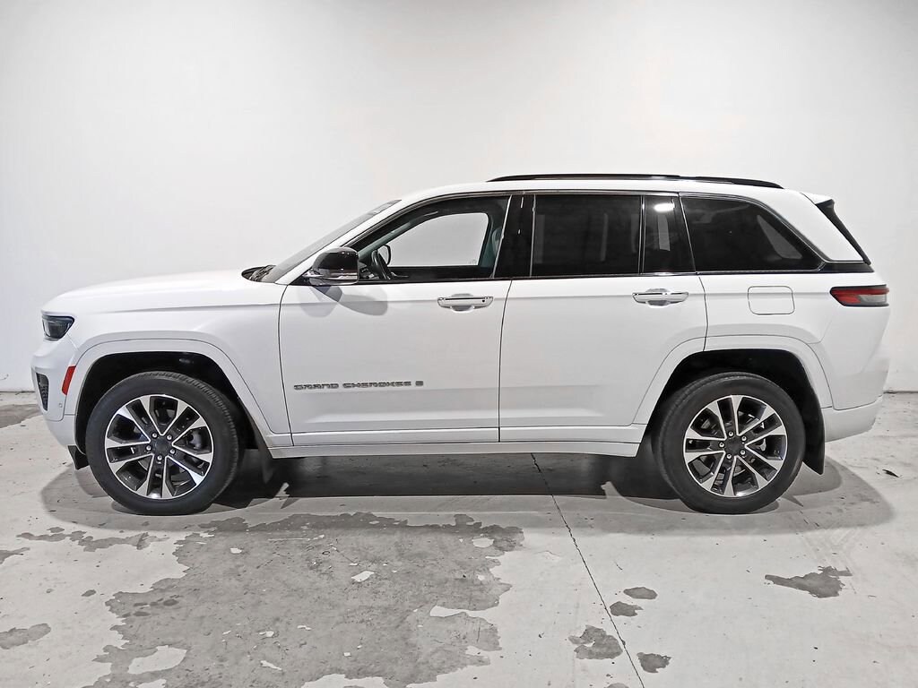 Used 2022 Jeep Grand Cherokee Overland