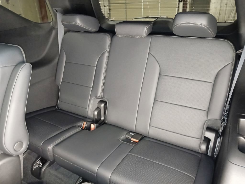 2026 Chevrolet Traverse High Country - Photo 18