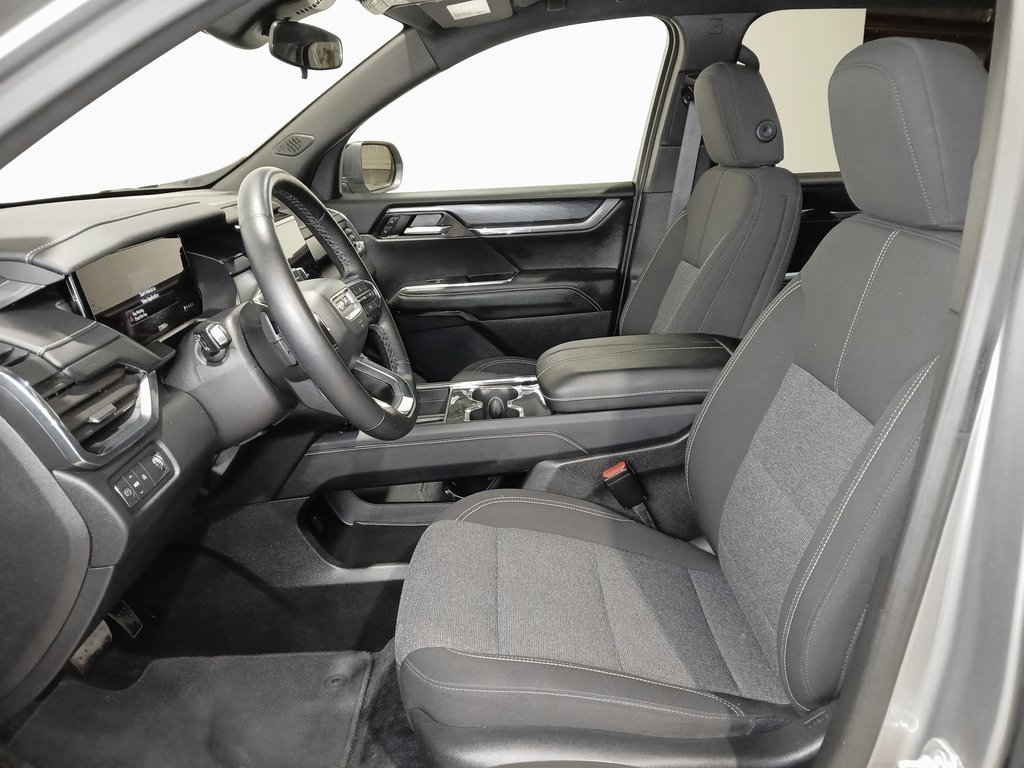 2025 GMC ACADIA - Image 10