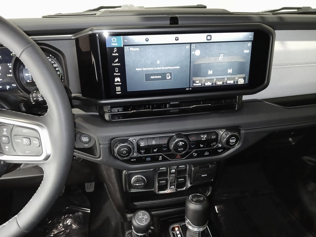 2025 JEEP WRANGLER - Image 18