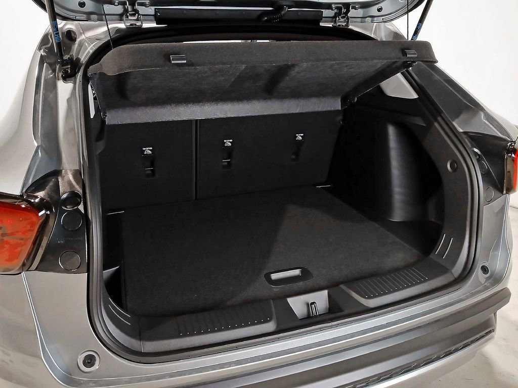 2026 Chevrolet Trax LT - Photo 8