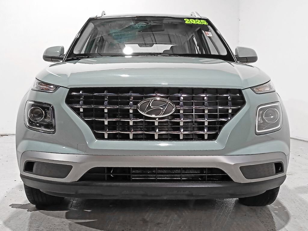 Used 2025 Hyundai Venue SEL