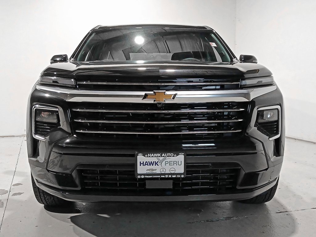 2026 Chevrolet Traverse High Country photo 2