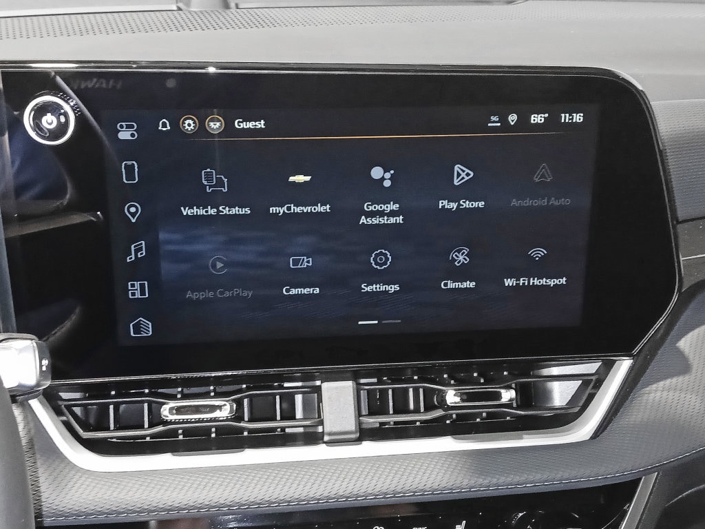 2027 Chevrolet Equinox LT - Photo 21
