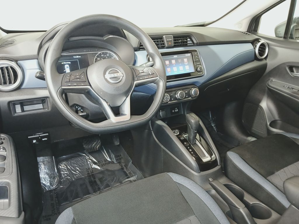 2025 Nissan Versa Sedan SV - Photo 8
