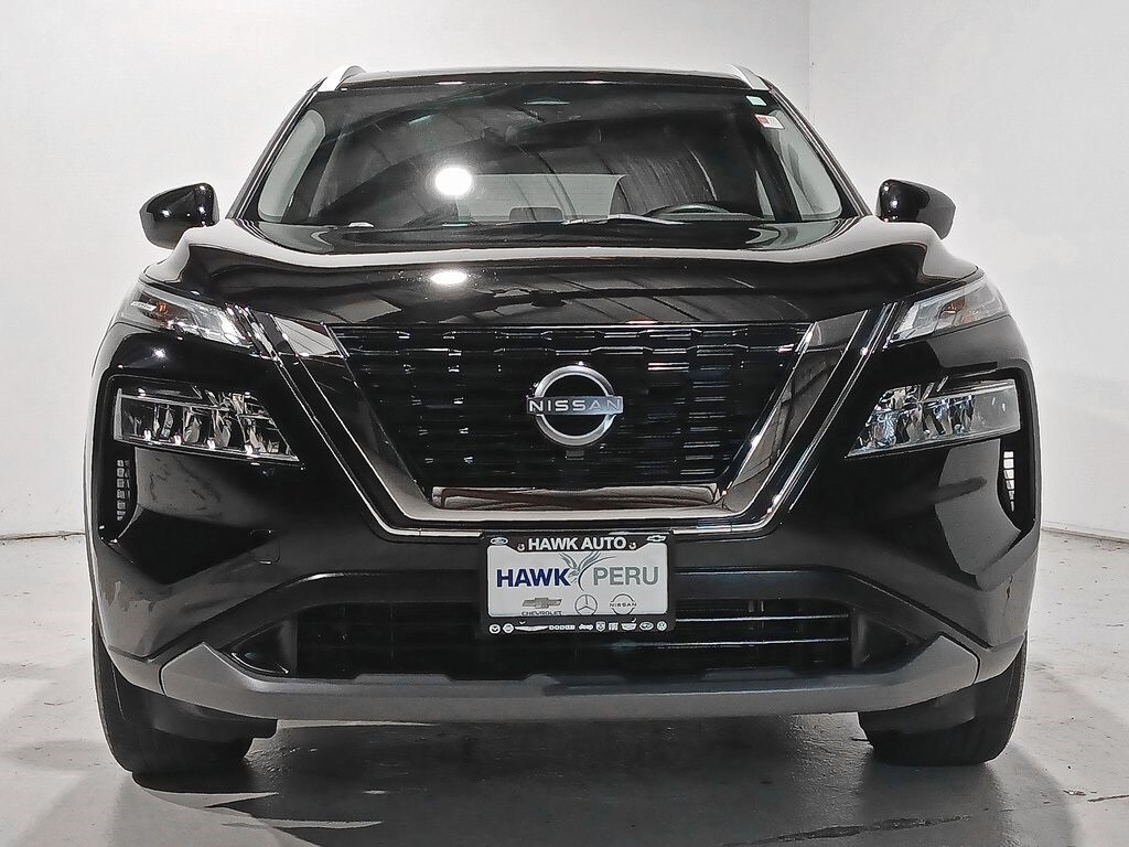 2023 Nissan Rogue SV photo 2