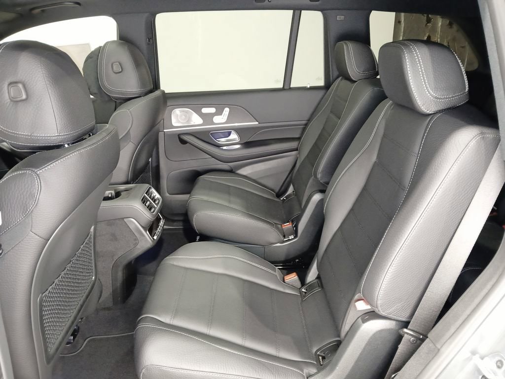 2026 Mercedes-Benz GLS Base - Photo 12