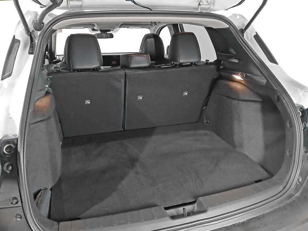 2025 Nissan Kicks SR AWD - Photo 8