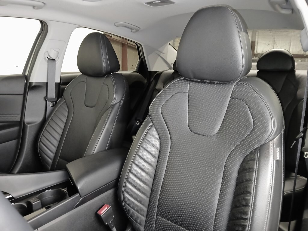 2023 HYUNDAI ELANTRA - Image 10