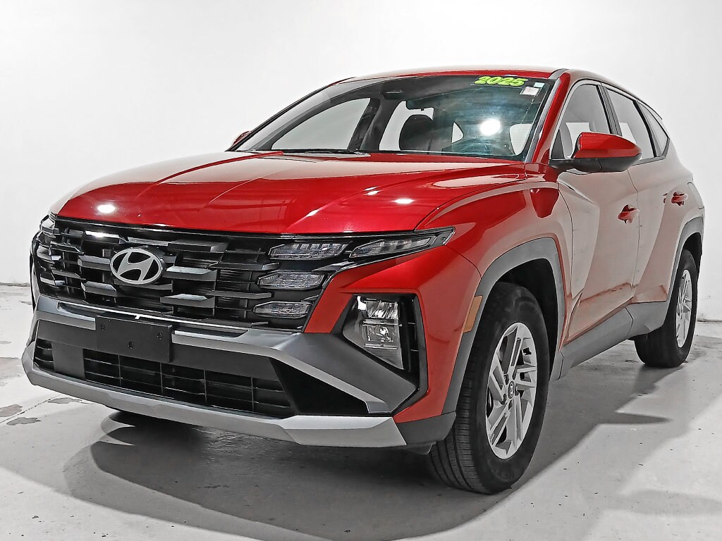 Used 2025 Hyundai Tucson SE SUV