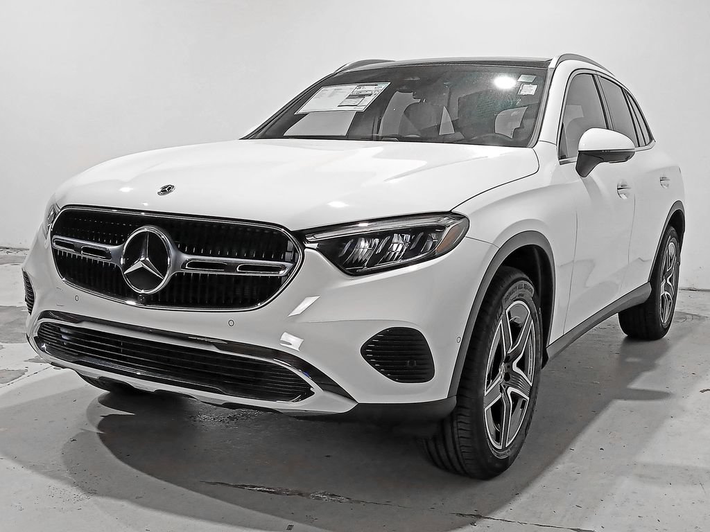2026 Mercedes-Benz GLC Base - Photo 3