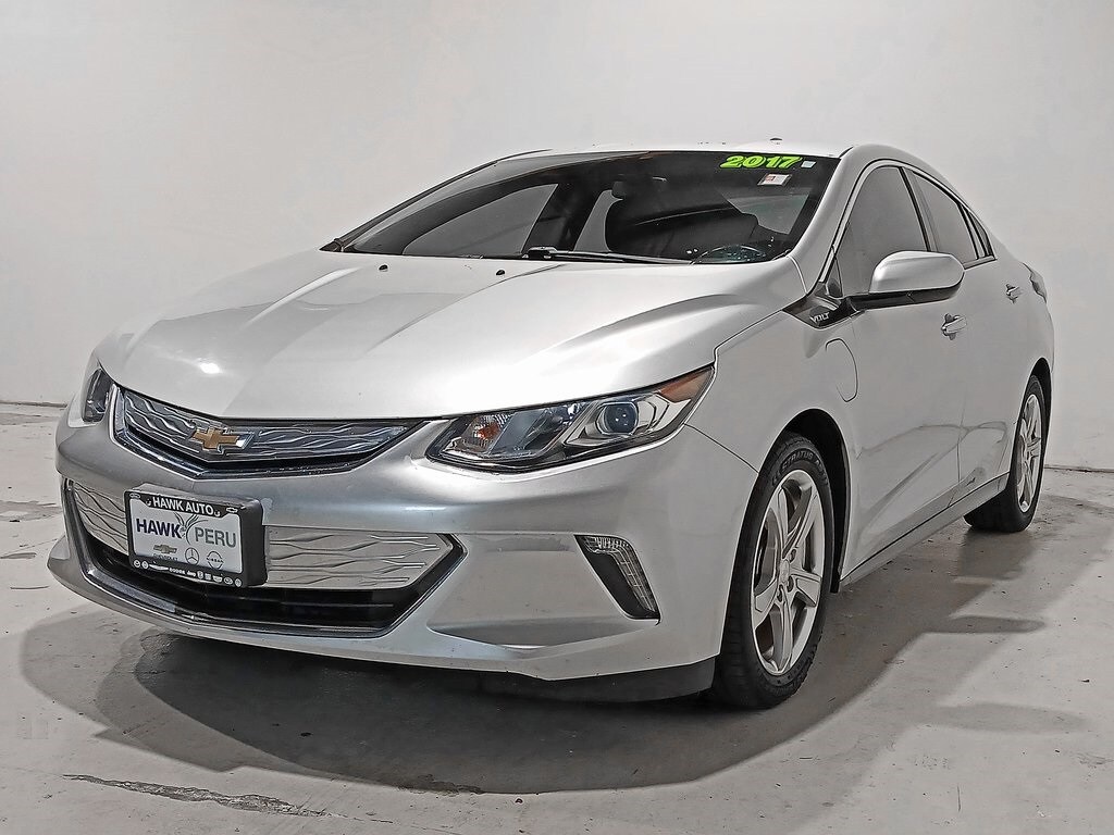2017 Chevrolet Volt LT photo 3