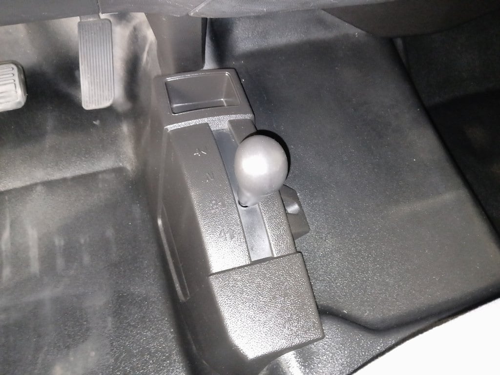 2017 CHEVROLET SILVERADO - Image 14