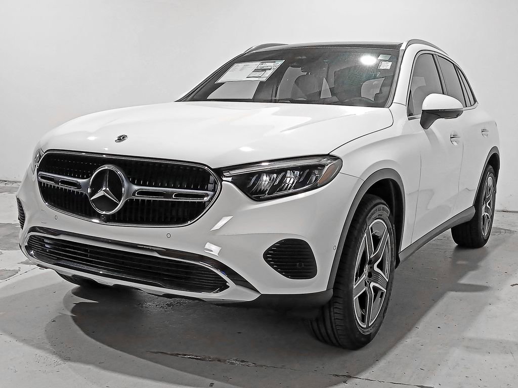 2026 Mercedes-Benz GLC Base - Photo 3