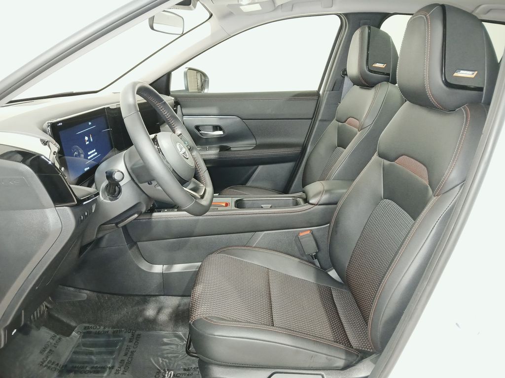 2025 Nissan Kicks SR AWD - Photo 10