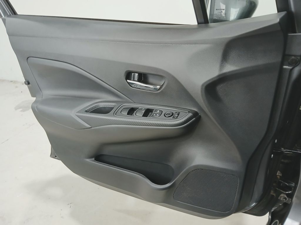 2025 Nissan Versa Sedan SV - Photo 26