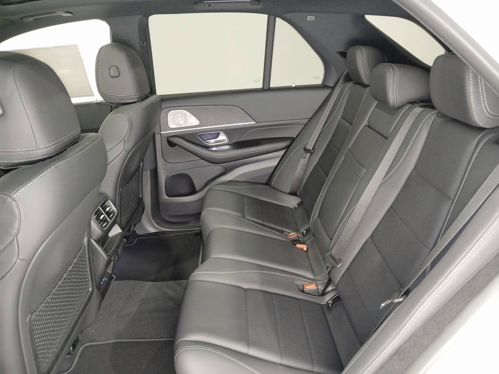 2026 Mercedes-Benz GLE GLE450 - Photo 12