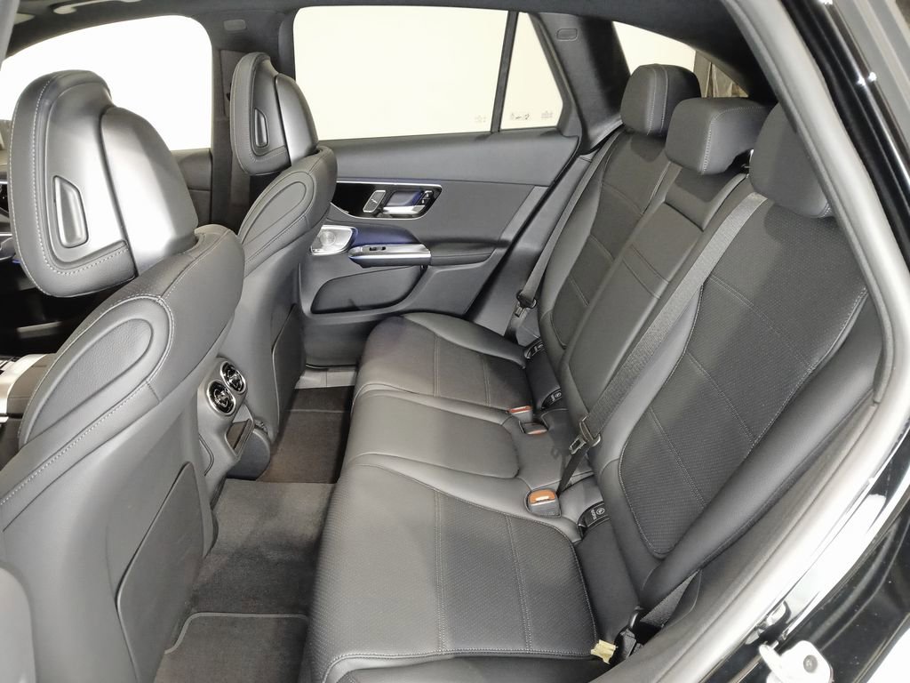 2026 Mercedes-Benz GLC Base - Photo 11