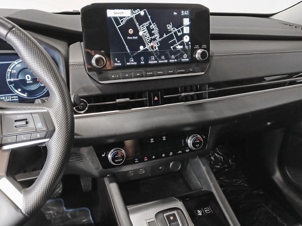 2024 MITSUBISHI OUTLANDER - Image 20