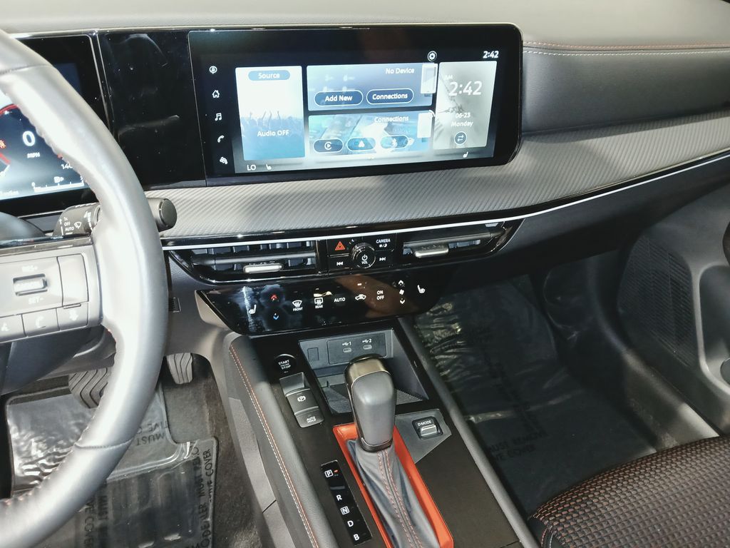 2025 Nissan Kicks SR AWD - Photo 19