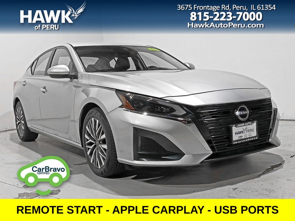 Used 2023 Nissan Altima 2.5 SV Sedan