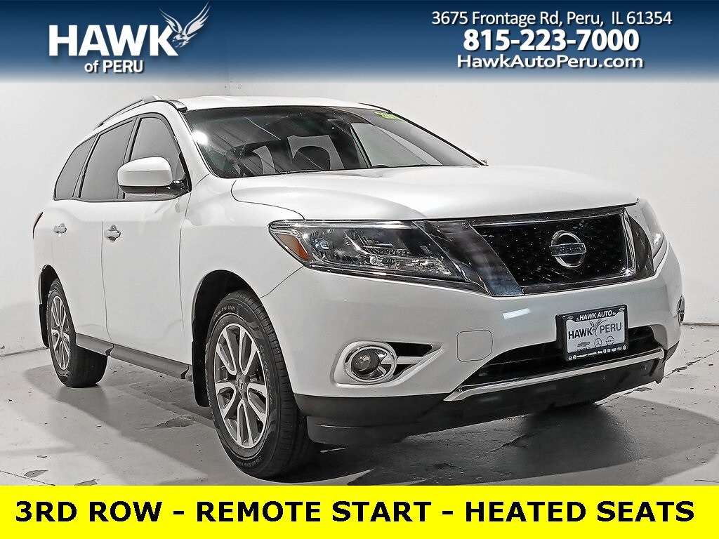 Used 2016 Nissan Pathfinder SV SUV