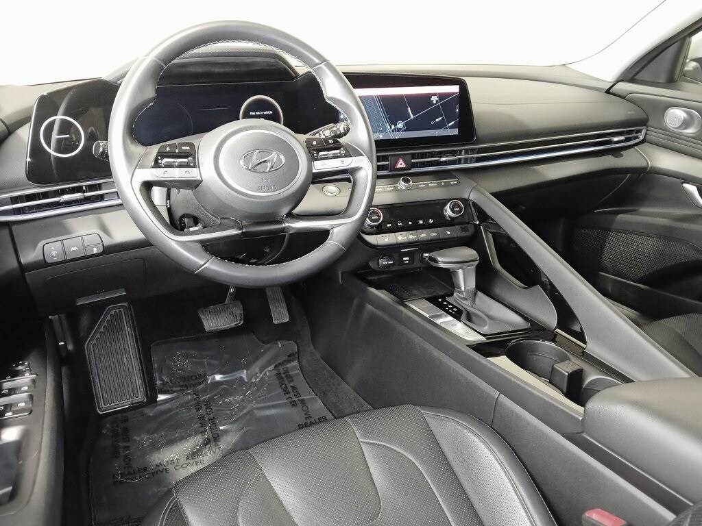 2023 HYUNDAI ELANTRA - Image 8