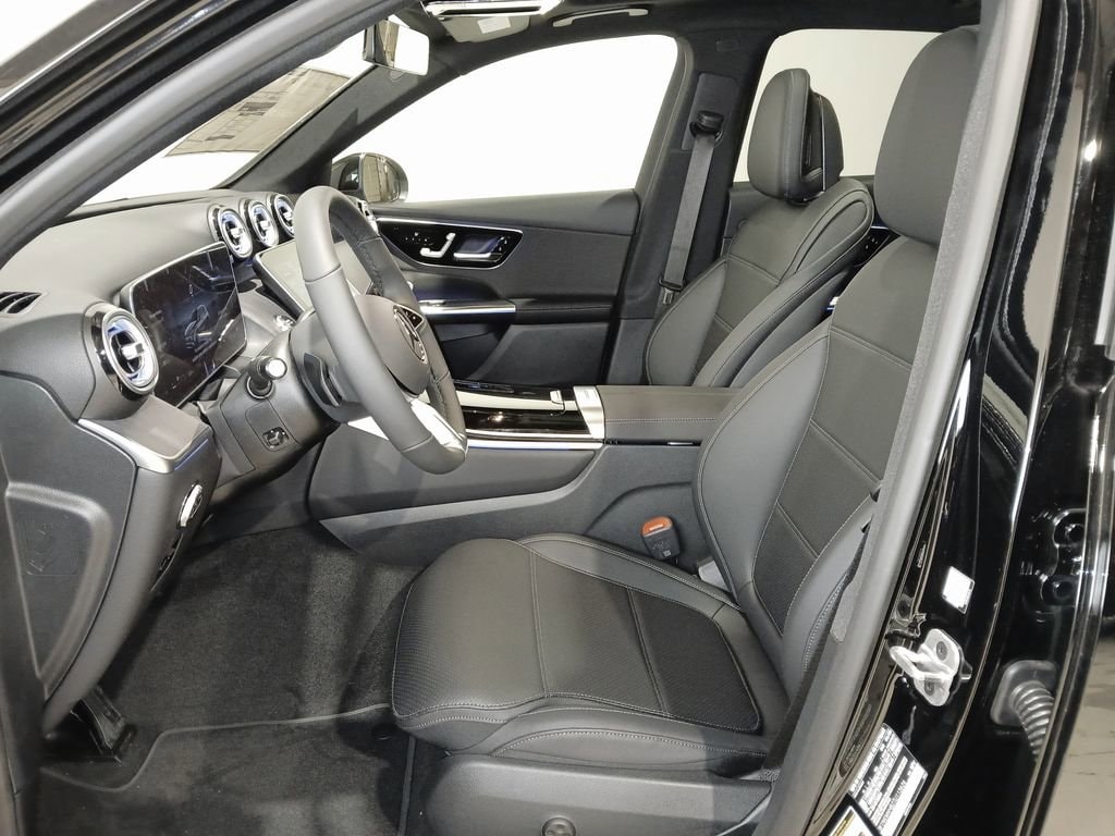2026 Mercedes-Benz GLC Base - Photo 9