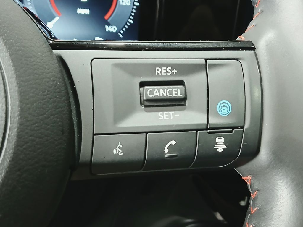 2025 Nissan Kicks SR AWD - Photo 29
